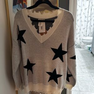 never worn before starry stressed sweater ⭐️